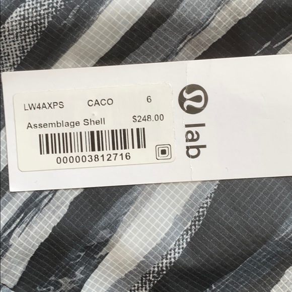 SALE NWT Lululemon Lab 6 Assemblage light jacket - Picture 5 of 5